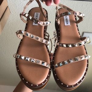 Steve Madden Beige Travel Studded Sandal 8